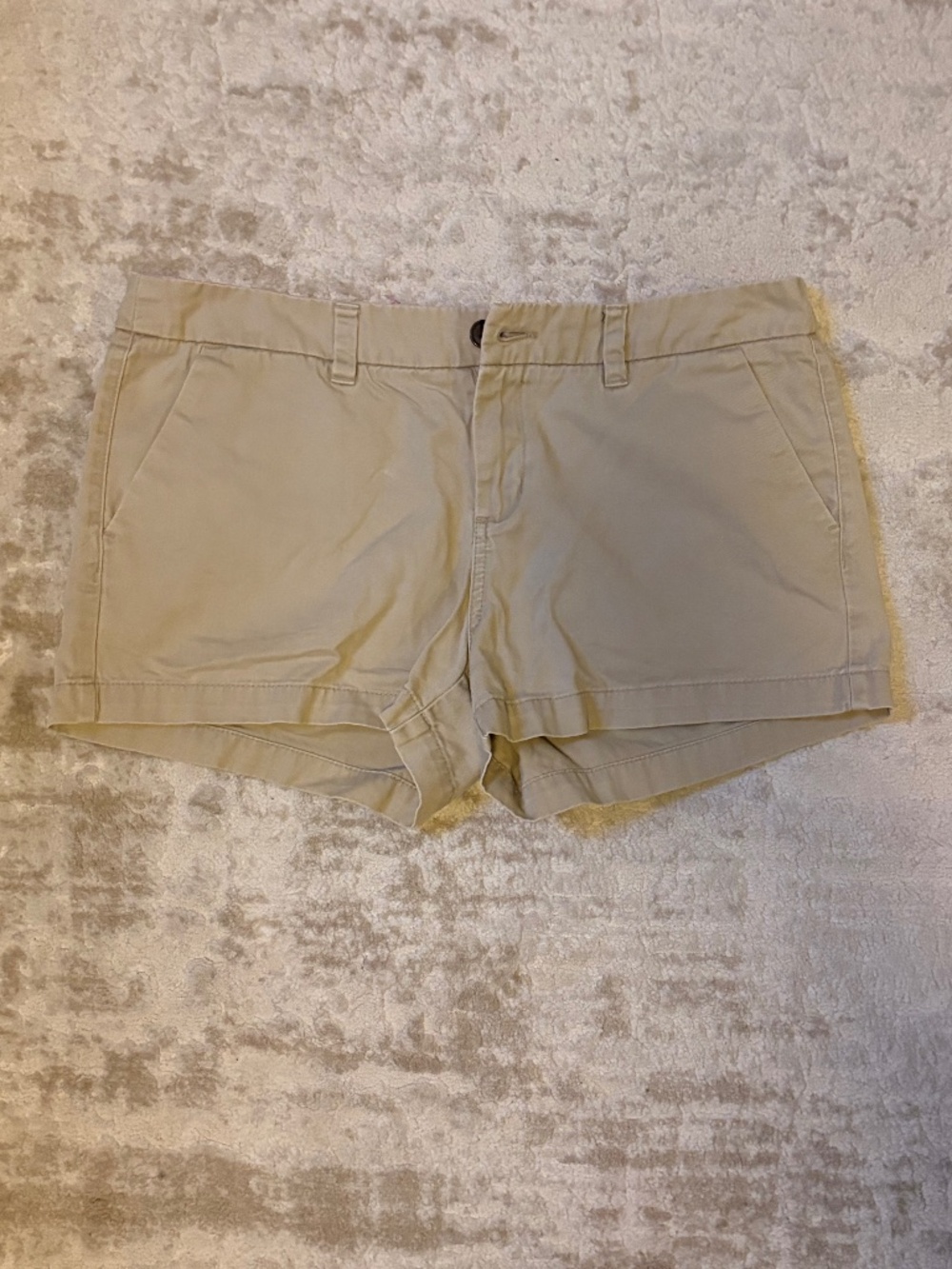 khaki shorts